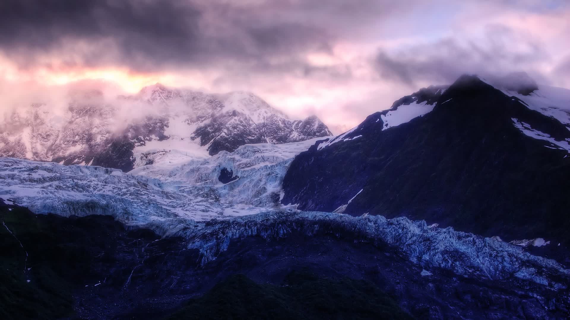世界登山纪录片获奖:登山精神与环境保护主题引发讨论,登山 纪录片
